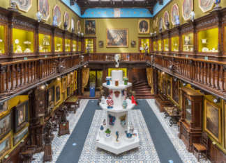 La Torre di Jaime Hayon e Bosa al museo Filangieri di Napoli