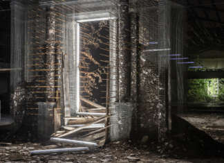 Dalle macerie nasce Cerimonia, l’ultima installazione di Edoardo Tresoldi