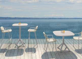 Una collezione outdoor modulare e sobria coral talenti collezione