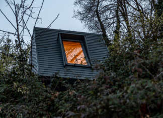 Essentia. Rifugio autosufficiente nella natura