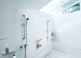 Bagno moderno e salubre