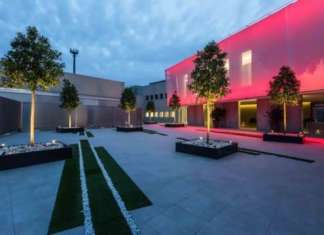 Facciate tessili Solaris: architettura, riqualificazione e comunicazione