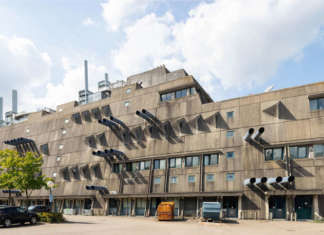 Riapre lo Spazio Gino Valle con la mostra “Architettura brutalista a Berlino”