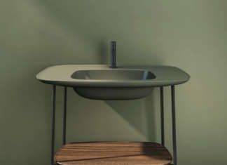 Plural, il bagno ispirato a un salotto vintage