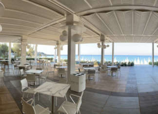 Stabilimento balneare tra le sfumature dello Jonio