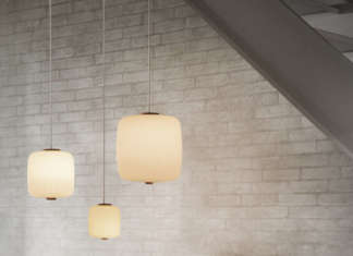 Le lampade plissettate Opal Pendant di Esben Klint