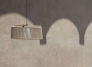 Kilt, lampada sospesa in teak e corda