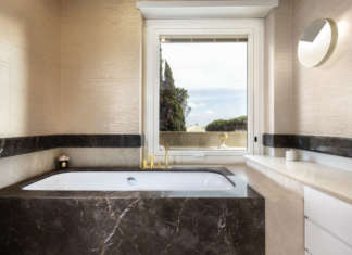 Casa Farnesina, un “pied dans l’eau” di lusso a Roma casa farnesina roma