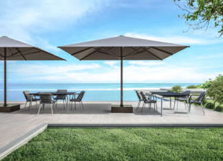 Dehor, nuovo ombrellone a palo centrale