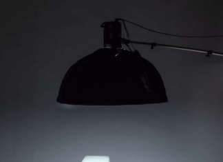 Square, sedute imbottite disegnate da Jonathan Olivares