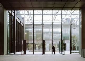 Park Associati firmano la Digital Factory di Luxottica