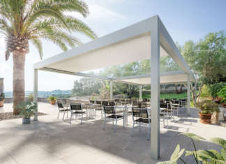 Nuova pergola bioclimatica Sway, tra leggerezza e stile