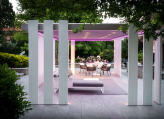 CODE: la pergola bioclimatica da vivere anche in notturna