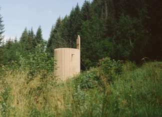 La cappella nel bosco