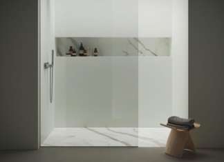 Blade, nuovo piatto doccia effetto marmo by Ideagroup