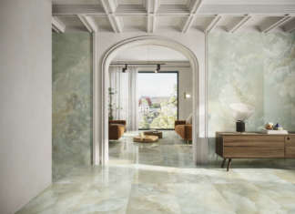 Atmosfere preziose e superfici riflettenti con la collezione Onice di Ceramiche Keope