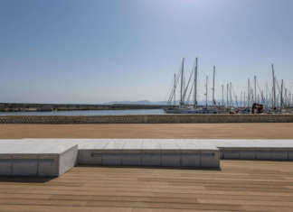 Rivestimento in Fiberglass, resistente ed elastico