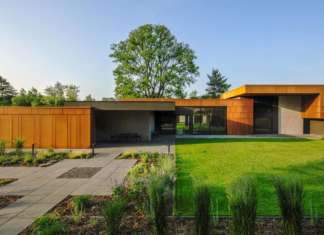 Una villa in corten, legno e cemento a firma Reform Architekt Reform Architekt