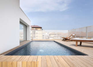 Due appartamenti su cinque livelli con piscina sul tetto