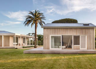 Little cottage Robertson in Australia