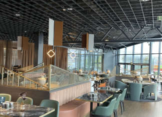 Le lampade Trypta illuminano il ristorante Living Room di Trondheim