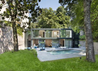 Una villa con giardino in centro città