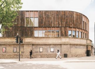 Roundhouse Work – sede di giovani creativi a Londra