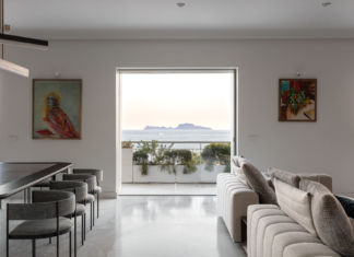 L’uso della pietra in un appartamento a Posillipo