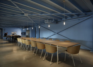 Dress Me: corpo illuminante per scenografie inedite