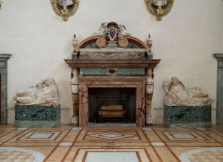 Continua il legame tra Palazzetti e l’arte: restaurato il camino di Palazzo Farnese