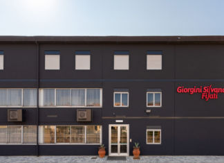 Headquarter Giorgini Silvano Filati by B+P architetti