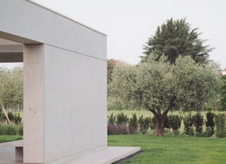 House NF by Didoné Comacchio Architects