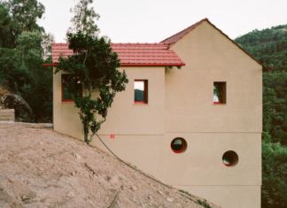 Una casa in Ancede by atelier local