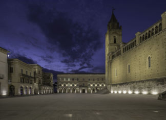La piazza di Chieti messa in luce