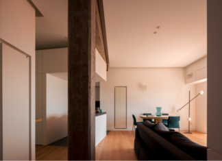 Casa R, ambienti fluidi e dinamici a Posillipo