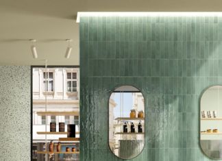 Brick colorati e glossy illuminano l’interior design