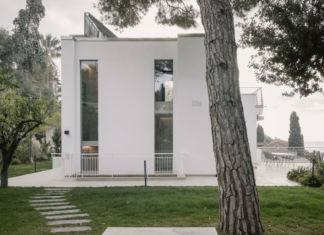 Casa es, candore mediterraneo