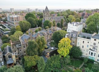 Reciprocal House by Gianni Botsford Architects