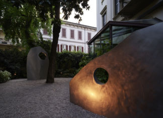 LIGHT talks to ART | ART talks to LIGHT