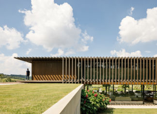 Valencia House by Padovani Arquitetos: autenticità brasiliana valencia house