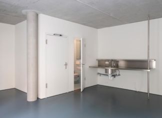 La più piccola community-building di Berlino? Porta la firma Büro Hacke e Leonhard Clemens