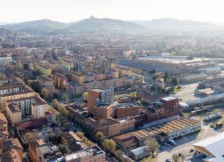 Nuovo edificio per uffici della Guardia di Finanza by DEMOGO