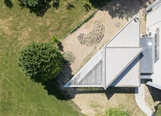 Enrico Dusi Studio progetta il Triangular Pavilion EDS_MRC0595