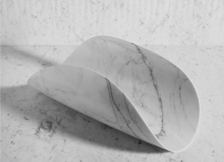 Le Miracle Chips by Michael Anastassiades nella mostra berlinese dedicata al designer