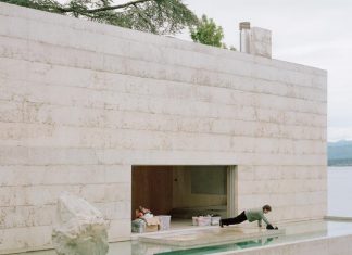 I riflessi di Villa Montasser by Leopold Banchini Architects