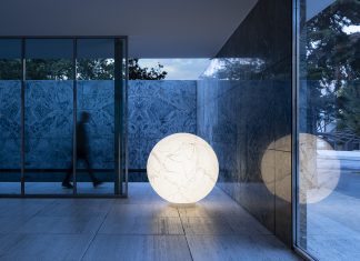 “Dentro Fuori” reinterpretazione della luce a Barcellona