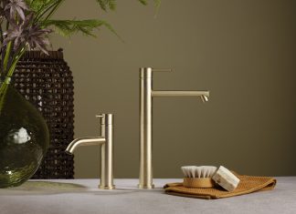 Una nuova gamma di finiture per il bagno raffinate e di qualità