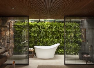 Comfort e design per vasche e lavabi da esterno ©Felipe Araújo