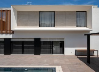 Eleganza retrò e design contemporaneo per una villa privata