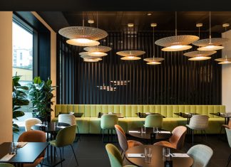 La lampada a sospensione raffinata e sostenibile